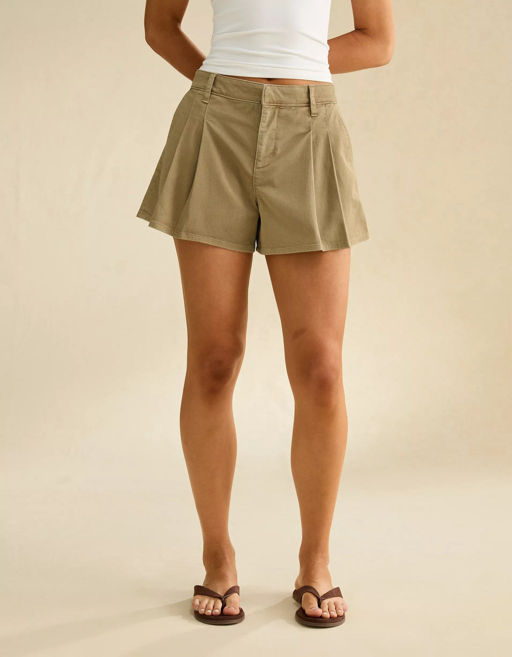 Desert Sand High-Waist Pleated Wide-Leg Stretch Cotton Trouser Shorts